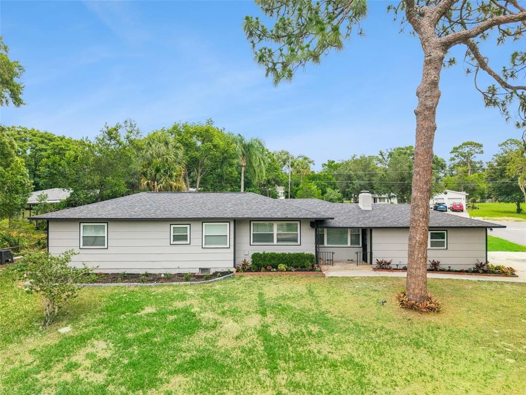 1510 OVERLOOK DRIVE, MOUNT DORA, FL 32757