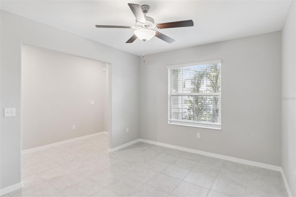 4918 WILD SENNA BOULEVARD, TAMPA, FL 33619 — zdjęcie 5