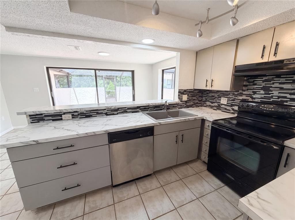 8 BUMELIA COURT, HOMOSASSA, FL 34446 — zdjęcie 2