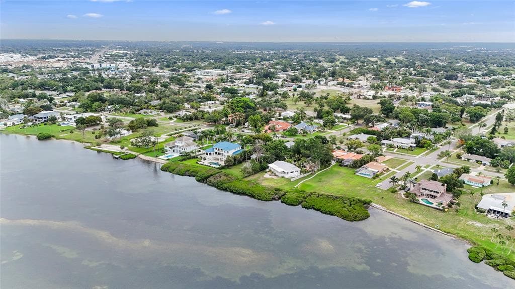 7538 WESTMORELAND DRIVE, SARASOTA, FL 34243