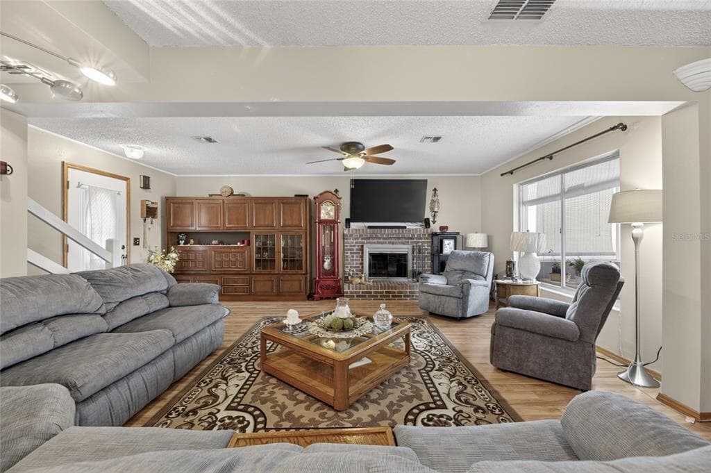 3312 N LAKE DRIVE, PLANT CITY, FL 33563 — zdjęcie 4