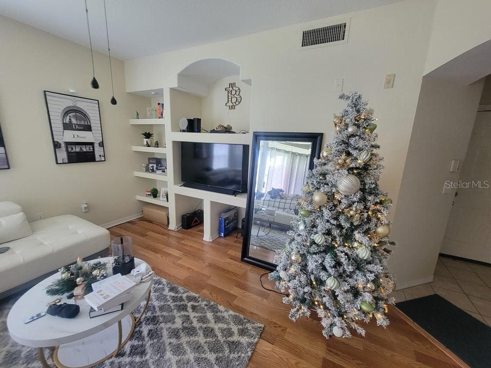 8413 LUCUYA WAY # 306, TEMPLE TERRACE, FL 33637 — zdjęcie 4