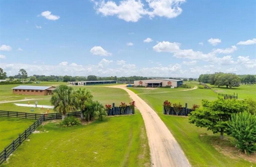 40812 GRAYS AIRPORT ROAD, LADY LAKE, FL 32159