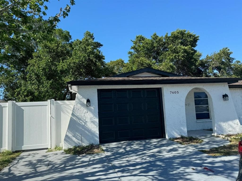 7605 EMBASSY BOULEVARD, PORT RICHEY, FL 34668