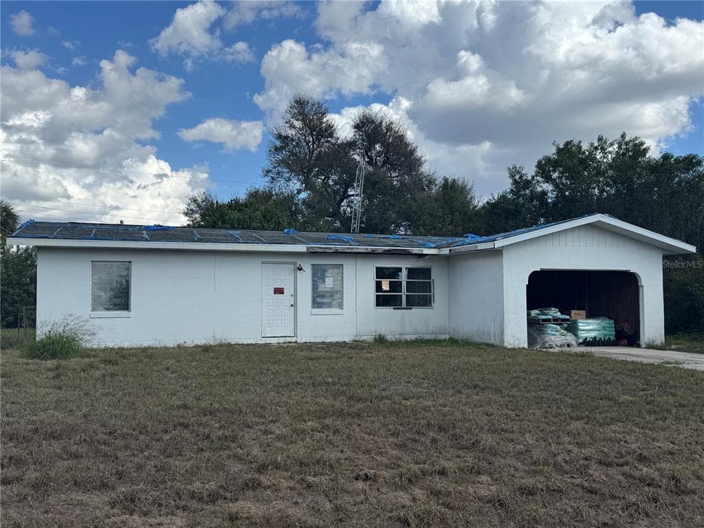 325 TIMBRUCE LANE NW, PORT CHARLOTTE, FL 33952