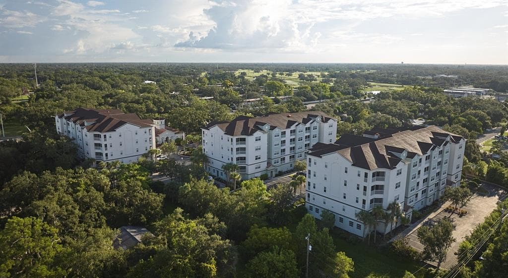 4 MAGGIE LANE # Symphony, SARASOTA, FL 34232 — zdjęcie 2