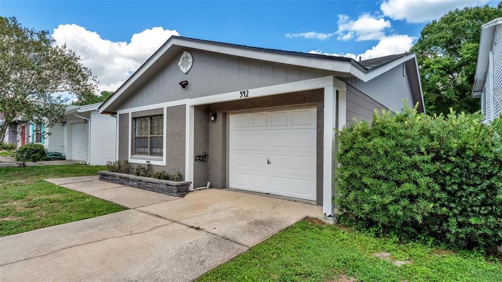 542 LAKE DEXTER BOULEVARD, WINTER HAVEN, FL 33884