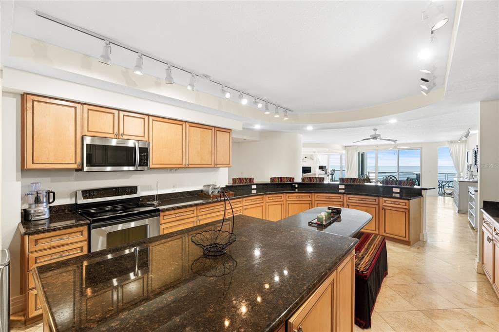 1350 GULF BOULEVARD # 901, CLEARWATER BEACH, FL 33767 — zdjęcie 5