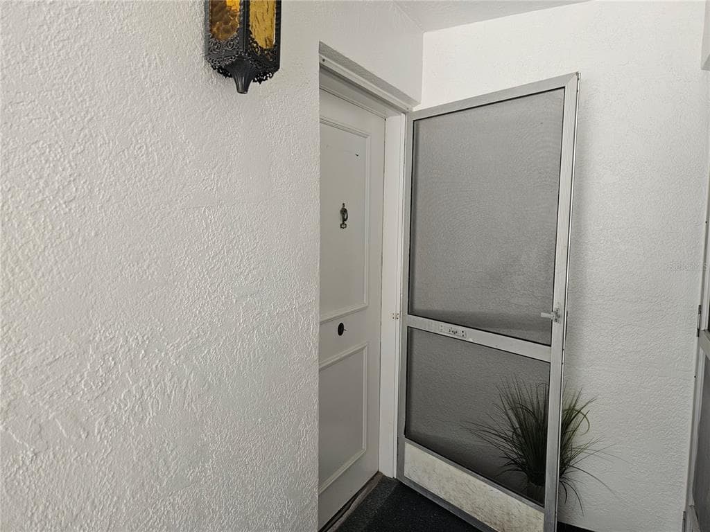 1655 S HIGHLAND AVENUE # B215, CLEARWATER, FL 33756 — zdjęcie 4
