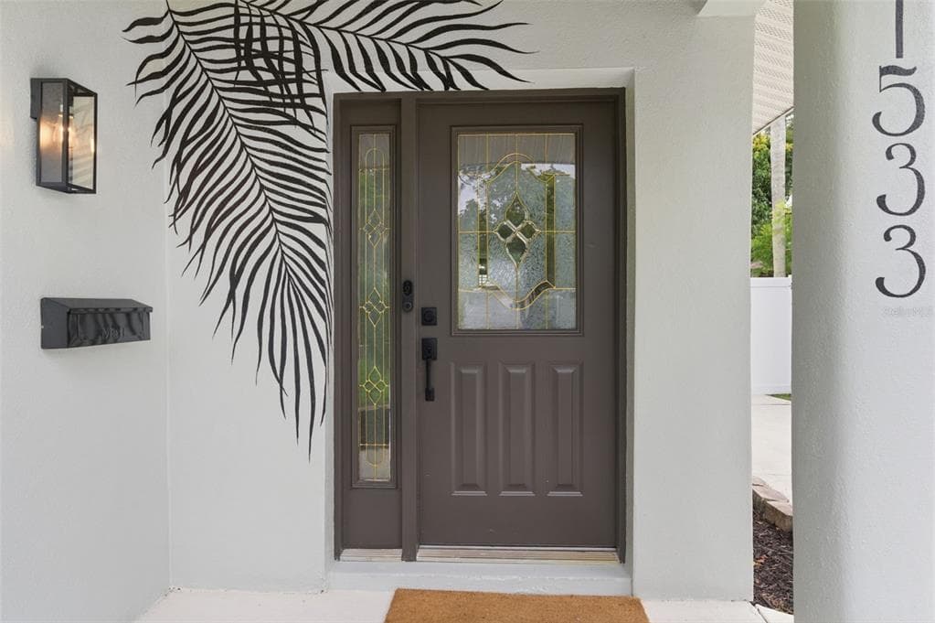 1533 SUFFOLK STREET N, ST PETERSBURG, FL 33710 — zdjęcie 4