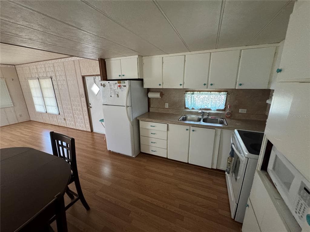 1843 SHADY COVE DRIVE, HOLIDAY, FL 34691 — zdjęcie 2