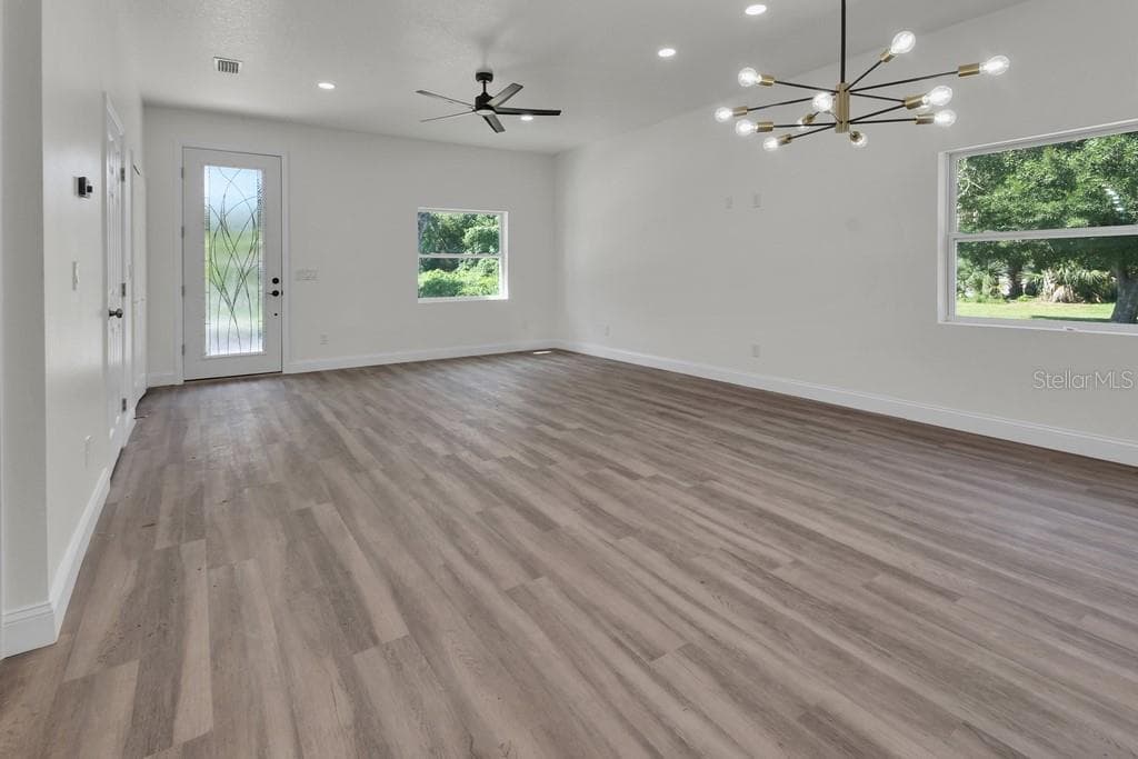 558 WALLACE STREET, DAYTONA BEACH, FL 32114 — zdjęcie 5