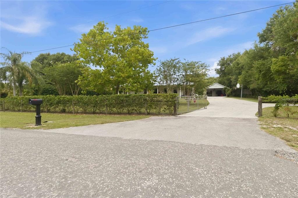 3050 S INDIANA AVENUE, ST CLOUD, FL 34769 — zdjęcie 2