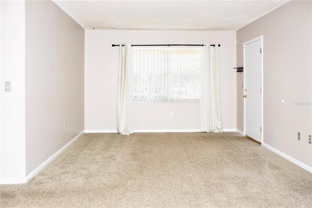 1920 E EDGEWOOD DRIVE # A8, LAKELAND, FL 33803 — zdjęcie 5