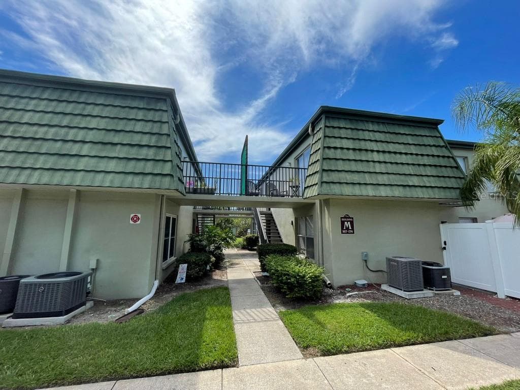 1799 N HIGHLAND AVENUE # 172, CLEARWATER, FL 33755