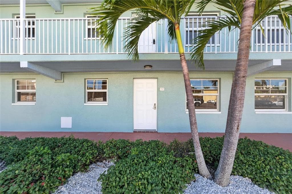 19417 GULF BOULEVARD # F110, INDIAN ROCKS BEACH, FL 33785 — zdjęcie 4