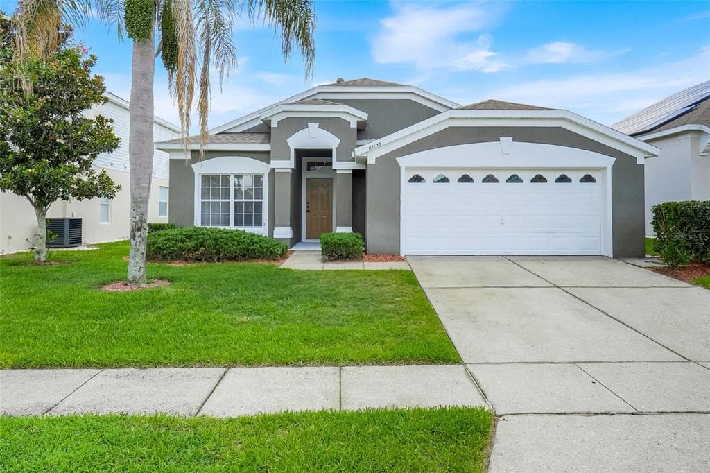 8055 KING PALM CIRCLE, KISSIMMEE, FL 34747