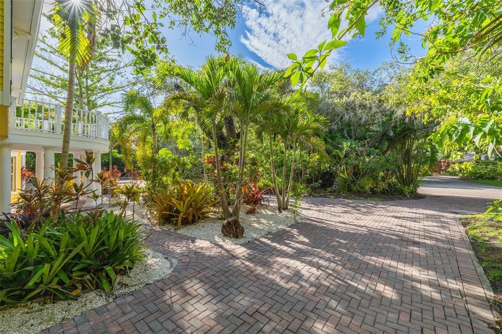 1821 OAK CREEK DRIVE, DUNEDIN, FL 34698 — zdjęcie 4