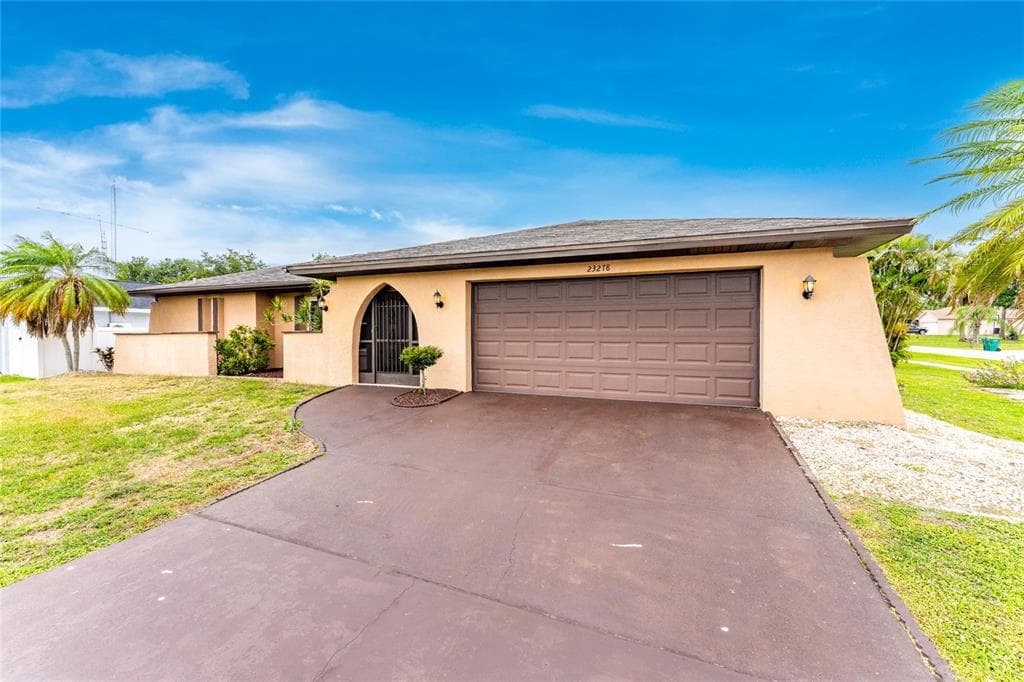23278 MCNAMEE AVENUE, PORT CHARLOTTE, FL 33980 — zdjęcie 2