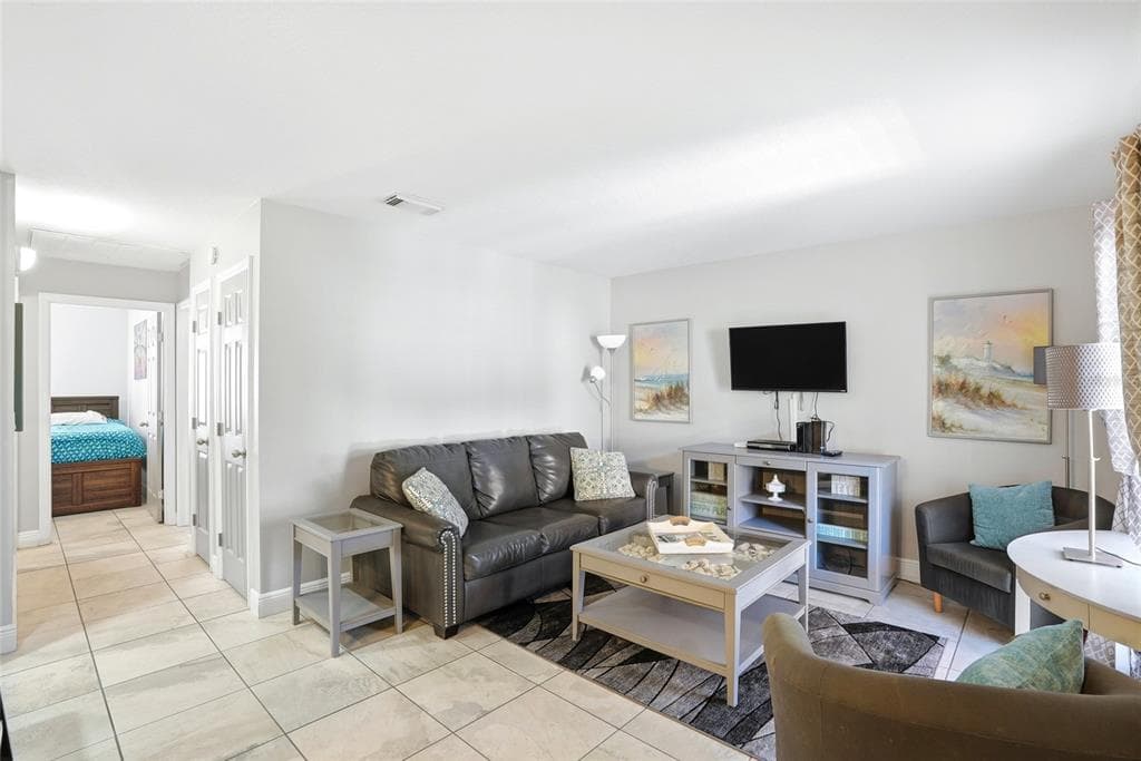 8911 BLIND PASS ROAD # 302, ST PETE BEACH, FL 33706 — zdjęcie 5
