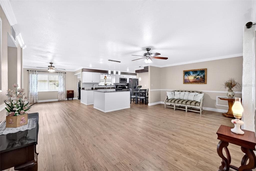 1743 COUNCIL DRIVE, SUN CITY CENTER, FL 33573 — zdjęcie 5