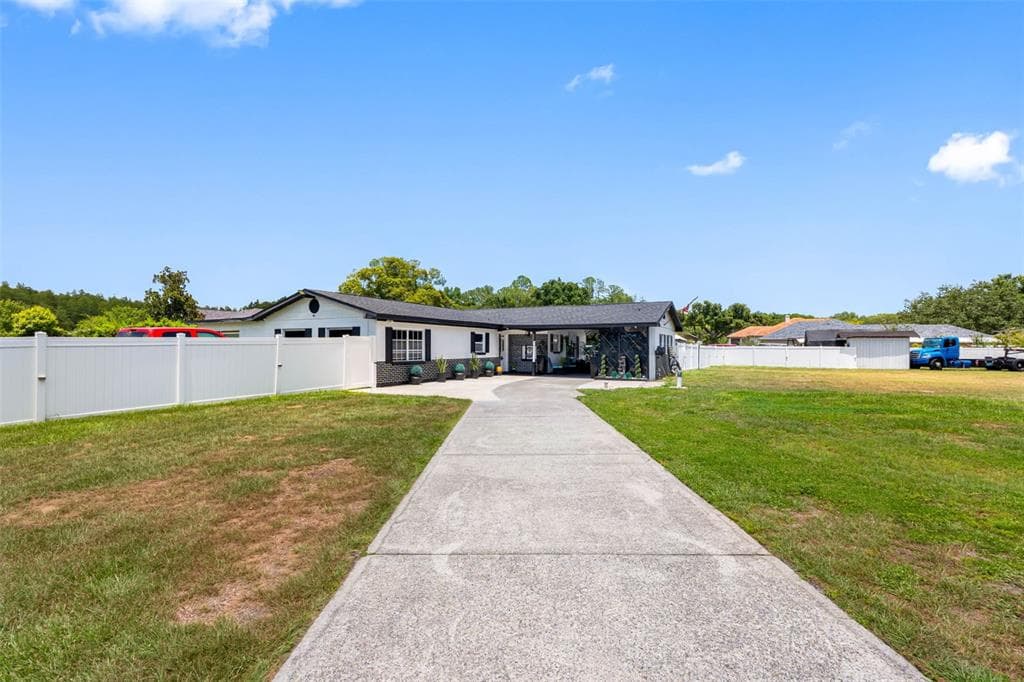 5515 LAKE LE CLARE ROAD, LUTZ, FL 33558 — zdjęcie 4