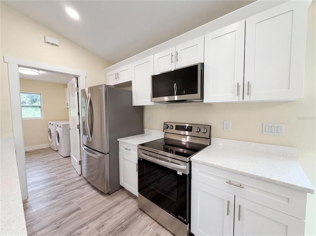 1914 LANDAU AVENUE, NORTH PORT, FL 34288 — zdjęcie 2