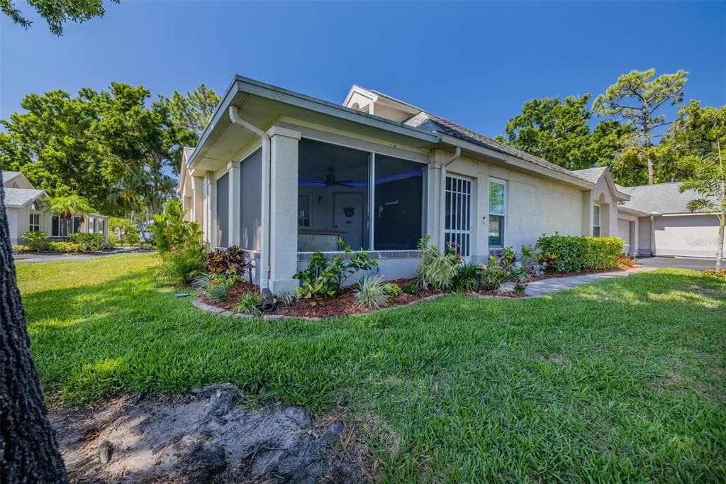 911 GOLFVIEW WOODS DRIVE, SUN CITY CENTER, FL 33573 — zdjęcie 3