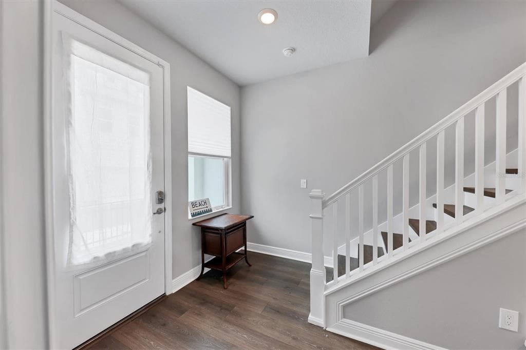 2329 LINDSTROM STREET, SARASOTA, FL 34236 — zdjęcie 2