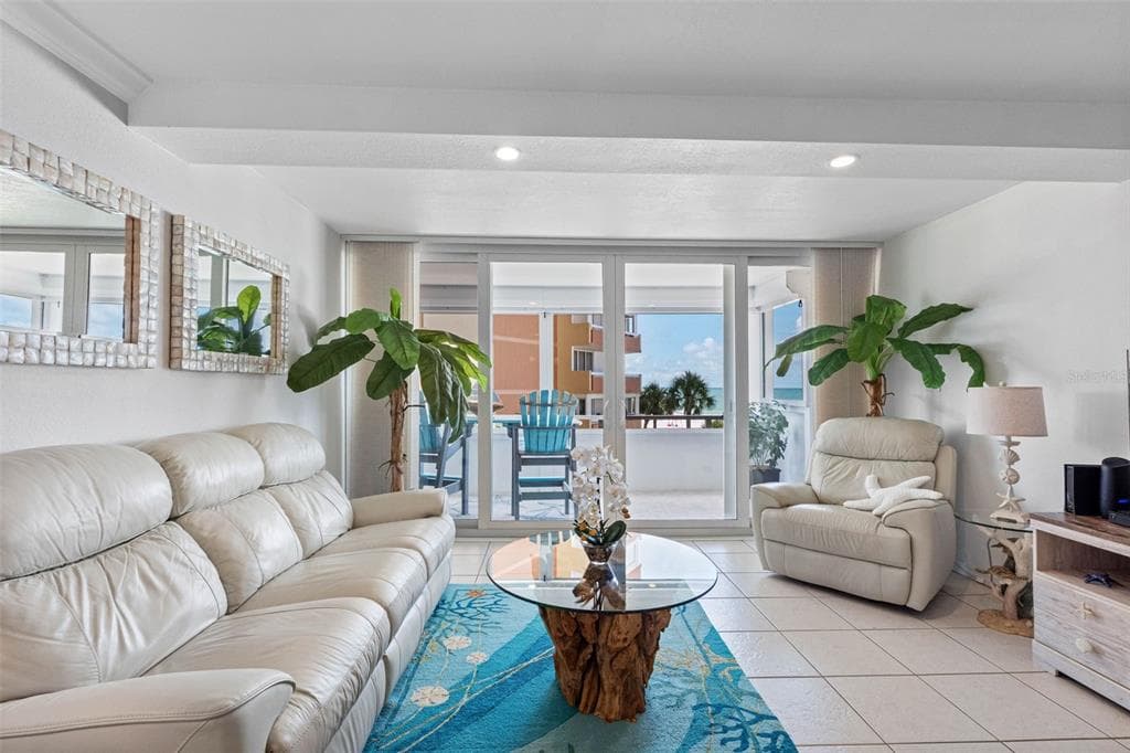 17920 GULF BOULEVARD # 302, REDINGTON SHORES, FL 33708 — zdjęcie 4