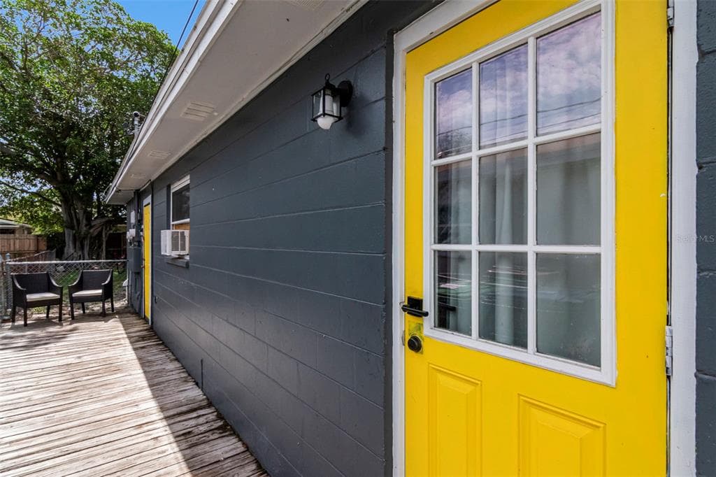 6608 S FAUL STREET # A & B, TAMPA, FL 33616 — zdjęcie 4