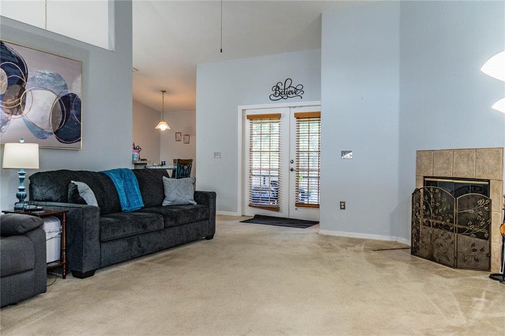 8010 ASHLEY POINTE DRIVE, LAKELAND, FL 33810 — zdjęcie 3