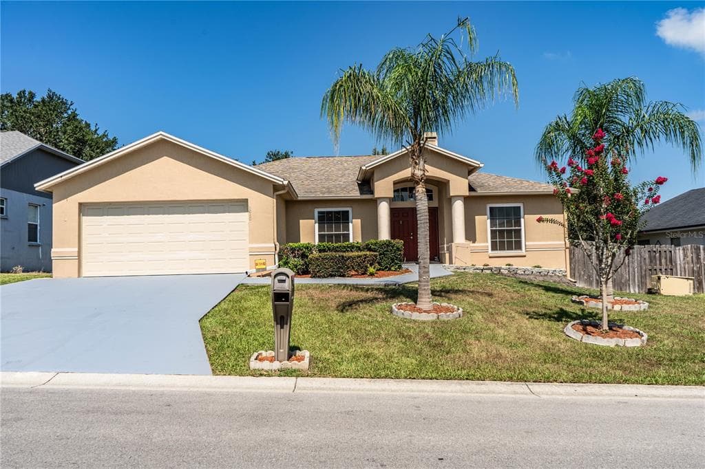 8010 ASHLEY POINTE DRIVE, LAKELAND, FL 33810