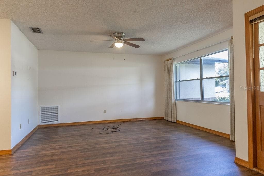 919 E MICHIGAN AVENUE, DELAND, FL 32724 — zdjęcie 5