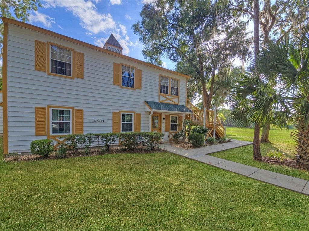 7991 MIDWAY DRIVE TERRACE # L201, OCALA, FL 34472