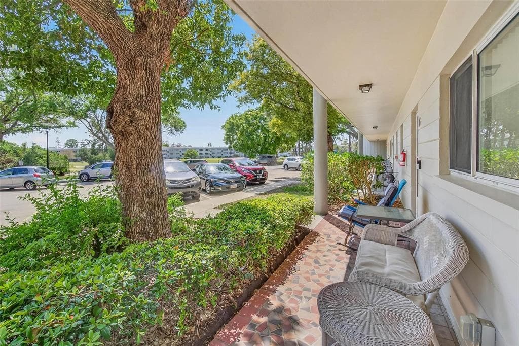 2440 WORLD PARKWAY BOULEVARD # 6, CLEARWATER, FL 33763 — zdjęcie 2