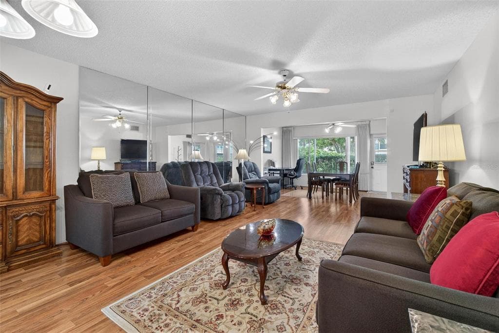 2440 WORLD PARKWAY BOULEVARD # 6, CLEARWATER, FL 33763 — zdjęcie 5