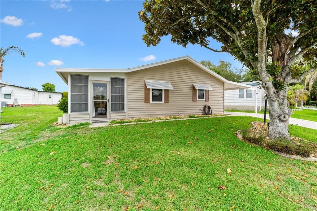 1534 HILLCREST DRIVE, LADY LAKE, FL 32159 — zdjęcie 2