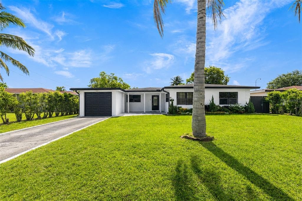 24 NW 42ND TERRACE, PLANTATION, FL 33317