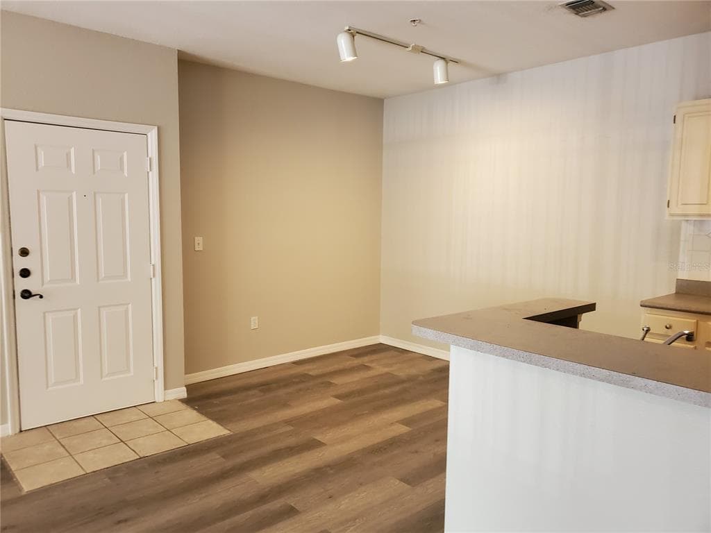 5807 LEGACY CRESCENT PLACE # 201, RIVERVIEW, FL 33578 — zdjęcie 4