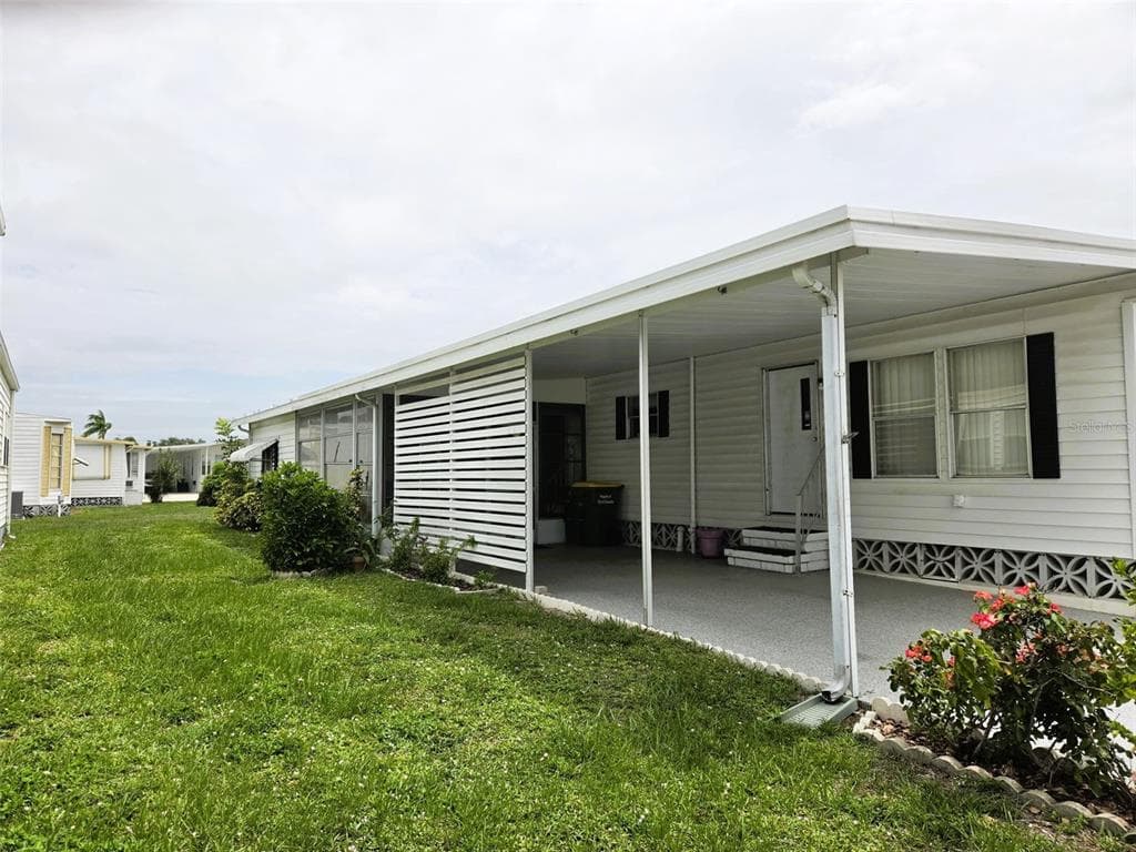 3329 OAKWOOD BOULEVARD S, SARASOTA, FL 34237 — zdjęcie 2