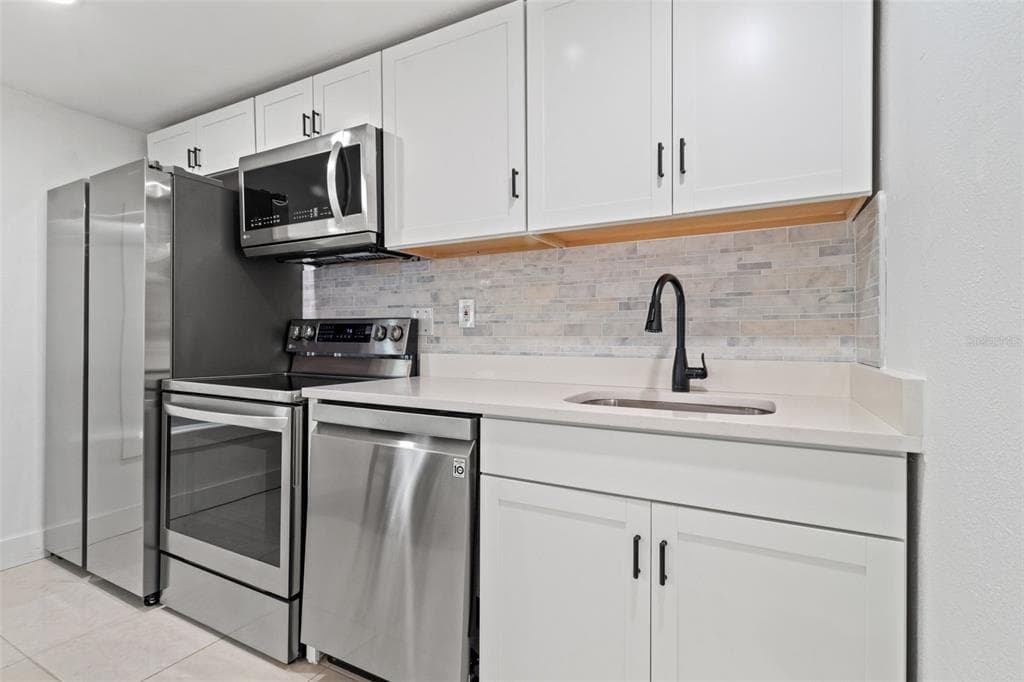 609 N OSCEOLA AVENUE # A & B, CLEARWATER, FL 33755 — zdjęcie 4