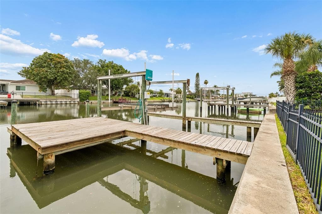 3941 E EDEN ROC CIRCLE, TAMPA, FL 33634 — zdjęcie 2