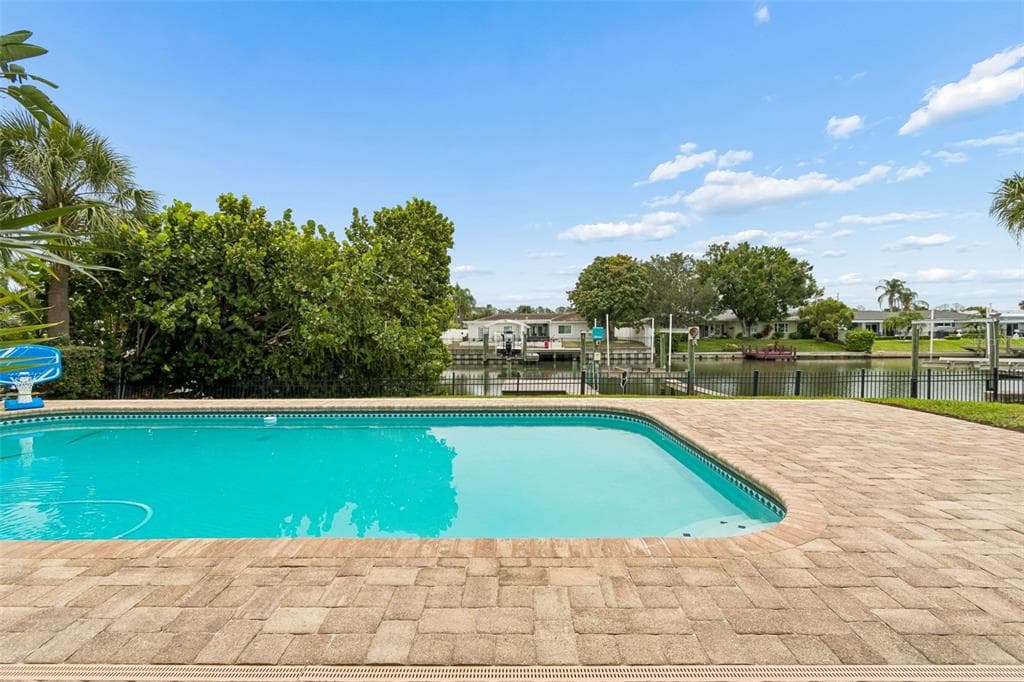 3941 E EDEN ROC CIRCLE, TAMPA, FL 33634 — zdjęcie 3