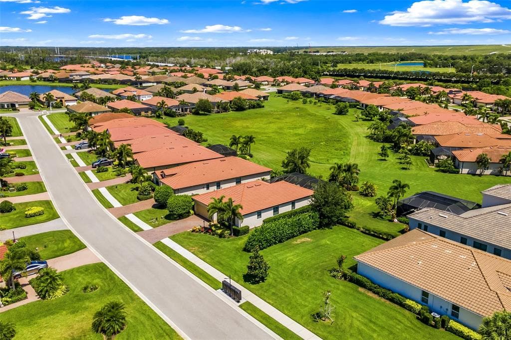 10233 LOCH LOMOND DRIVE, BRADENTON, FL 34211 — zdjęcie 5
