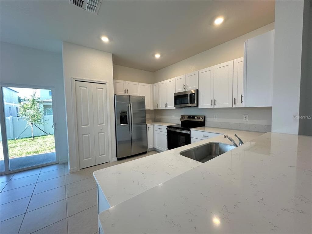 2655 BUTTERCUP LUCINE LANE, RUSKIN, FL 33570 — zdjęcie 5