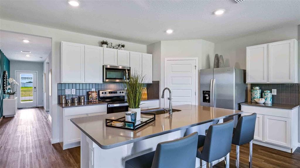18227 BEEHIVE TERRACE, LAKEWOOD RANCH, FL 34211 — zdjęcie 2