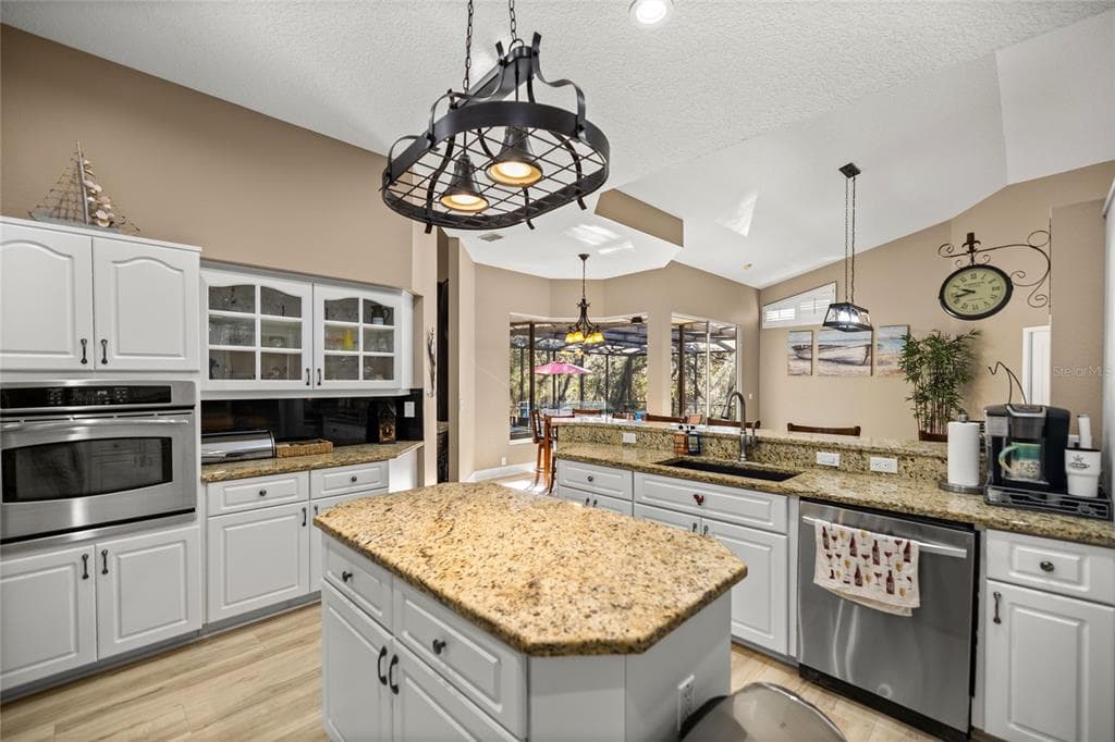 4860 W ANGUS DRIVE, BEVERLY HILLS, FL 34465 — zdjęcie 2
