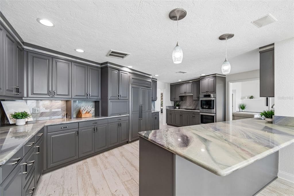 2038 CAROLINA AVENUE NE, ST PETERSBURG, FL 33703 — zdjęcie 4