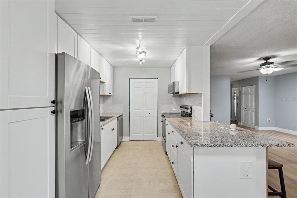 1208 HIGHLAND AVENUE SE # 121, LARGO, FL 33771 — zdjęcie 3